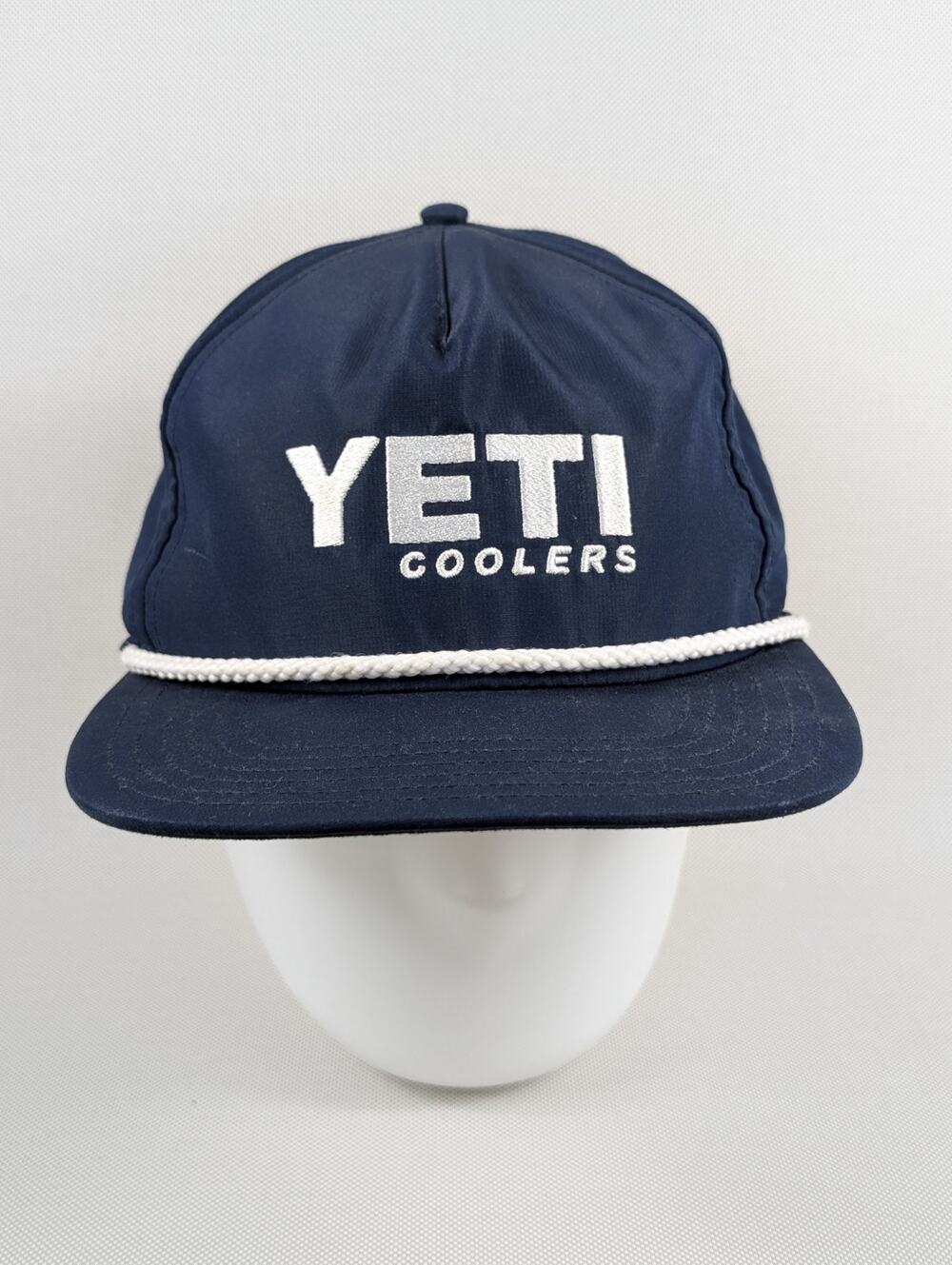 YETI Coolers Rope Trucker Hat Snap Back Navy Blue White Embroidered Cap Outdoor